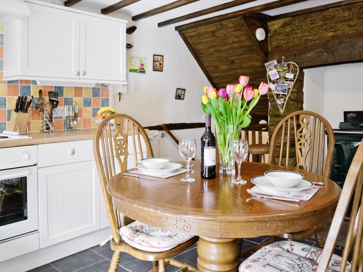 Fordbrook Cottage Brixton  Exterior photo